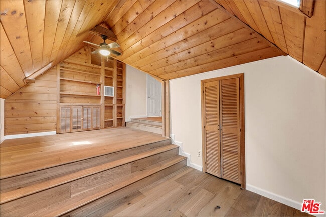 Building Photo - 2247 Ronda Vista Dr