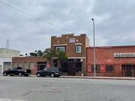 Building Photo - 5442 Alhambra Ave