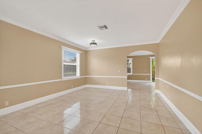 Building Photo - 1756 Pierside Cir