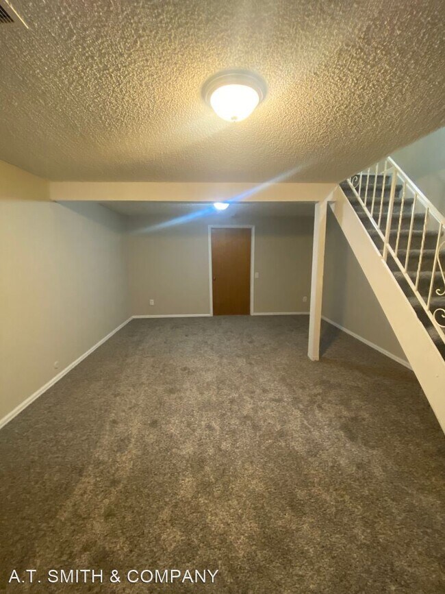 Building Photo - 2 br, 1.5 bath House - 1791 Quail Street