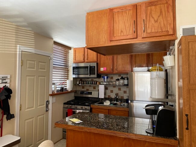 Kitchen - 450 East Ave
