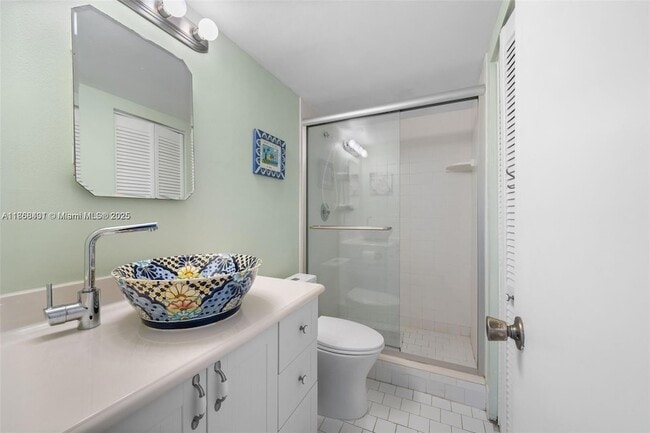 Building Photo - 2201 S Ocean Dr