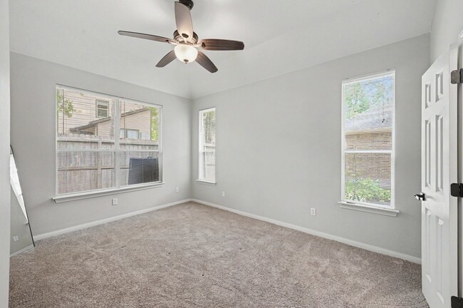 Building Photo - 11318 Twain Dr
