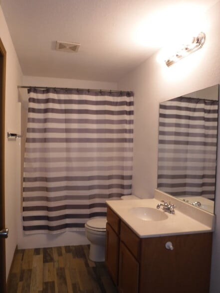 Building Photo - 5602A Beechwood Blvd