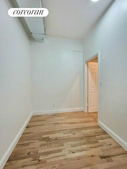 Building Photo - 656 MacDonough St