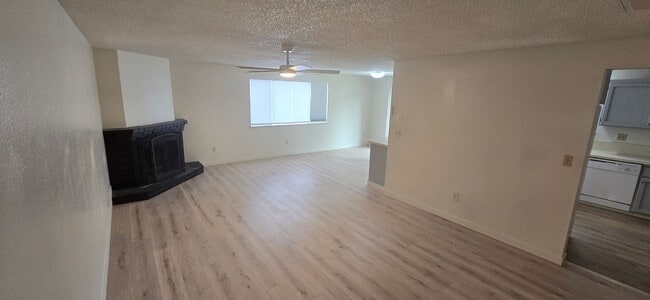 Building Photo - 2825 Wantland Ave