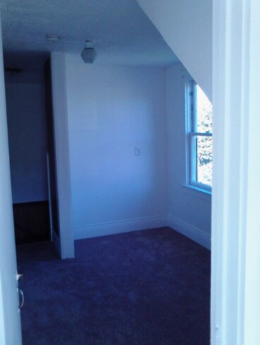 Building Photo - 523 Beryl St