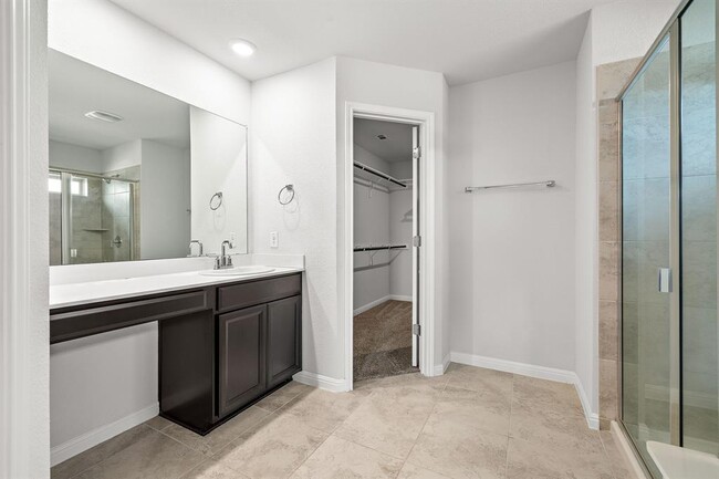 Building Photo - 11516 Maple Leaf Way
