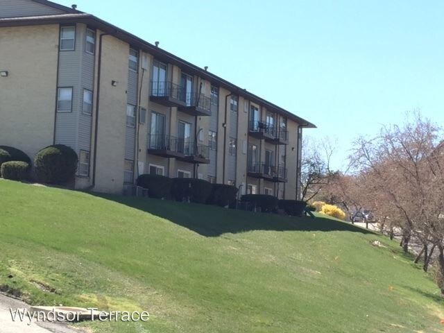 Building Photo - 4112 Westbrook Dr
