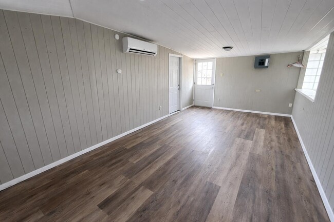 Building Photo - 2910 Mexico Gravel Rd