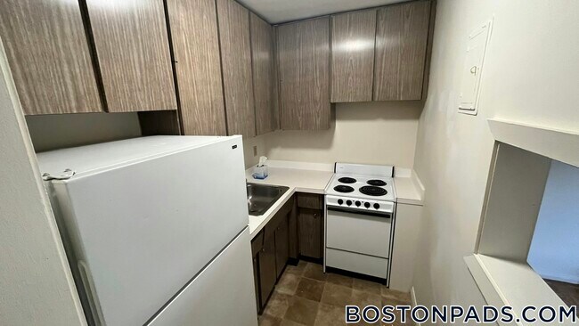 Building Photo - 1455 Commonwealth Ave