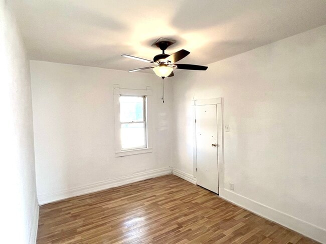 Building Photo - 231 E South C St