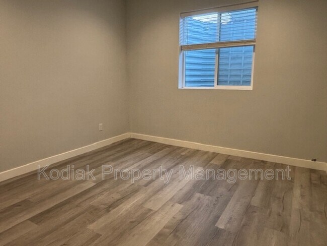 Building Photo - 7544 Wood Farms Dr