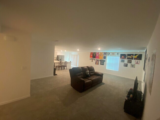 Building Photo - 2327 SW 168th Loop