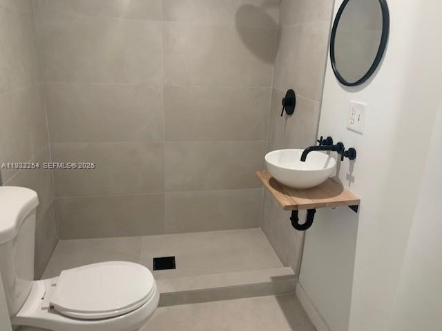 Building Photo - 10 NE 59th St