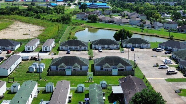 Building Photo - 5138 Caicos Calle