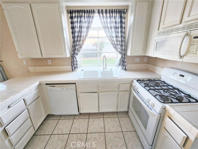 Building Photo - 19989 St Francis Dr