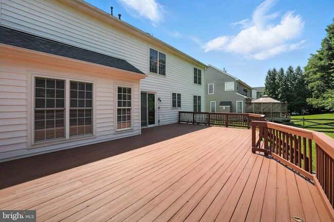 Building Photo - 9144 Big Springs Loop