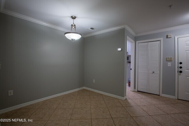 Building Photo - 3591 Kernan Blvd S