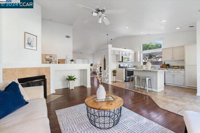 Building Photo - 4675 Christenson St