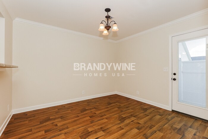 Building Photo - 4814 Octavia St