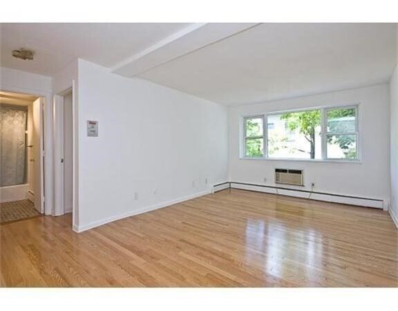 Primary Photo - 269 Harvard St