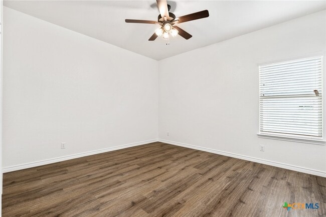Building Photo - 3509 Abraham Dr