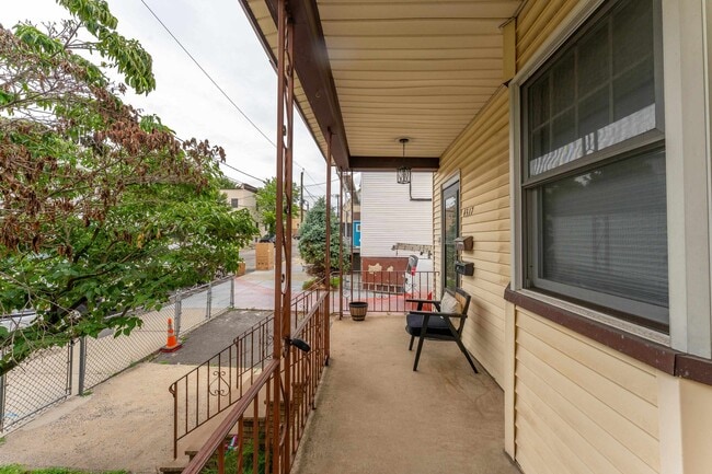 Building Photo - 4317 Cottage Ave