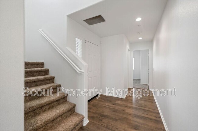 Building Photo - 29308 Abelia Ln