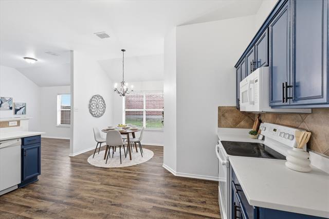 Building Photo - 2825 Saddlebred Trail