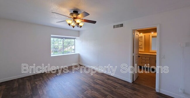 Building Photo - 2363 W Hemlock Ct