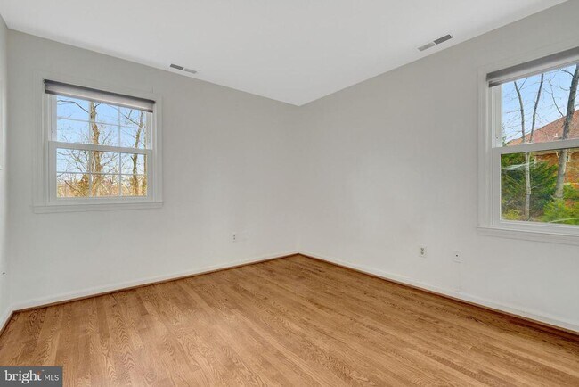 Building Photo - 1108 Bellview Rd