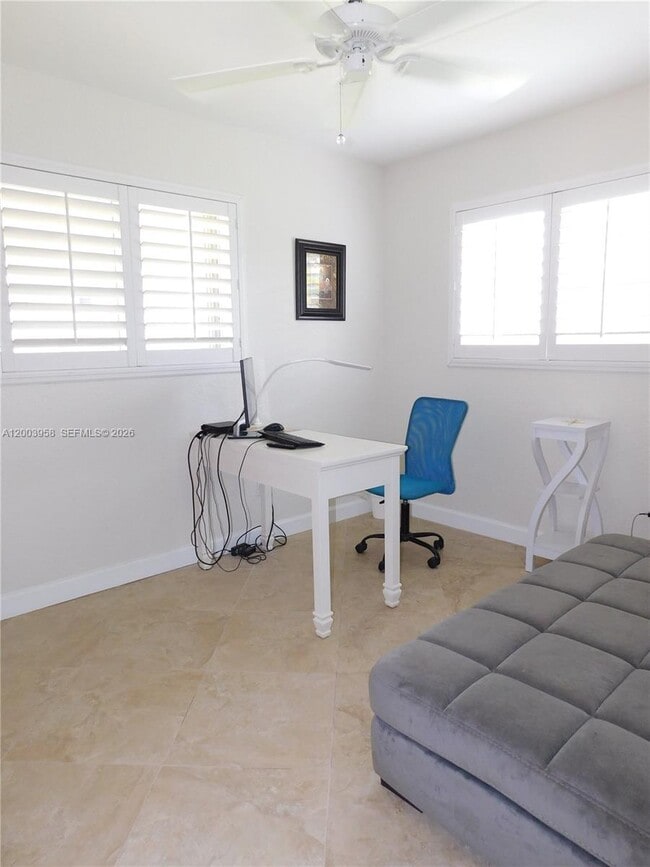 Building Photo - 108 NE 30th St