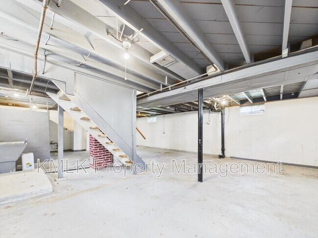 Building Photo - 1263 Atwood Ave