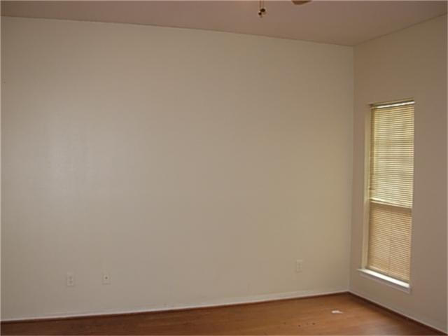 Building Photo - 6536 Hogue St