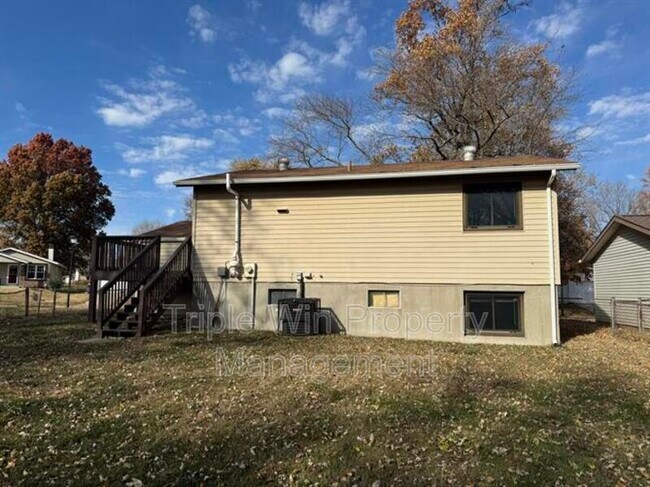 Building Photo - 1464 Monopoly Dr