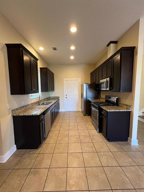 Building Photo - 1309 Olander St