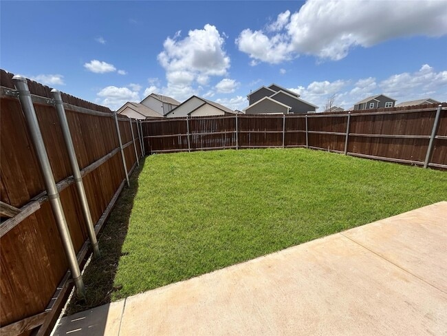 Building Photo - 4627 Goodsprings Ln