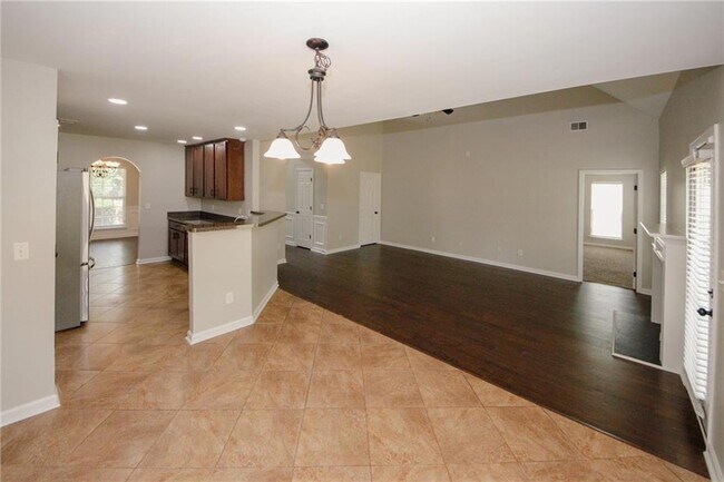 Building Photo - 7000 Lunar Blue Way