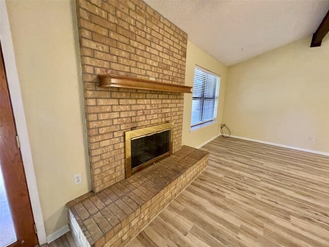 Building Photo - 706 Heritage Trail