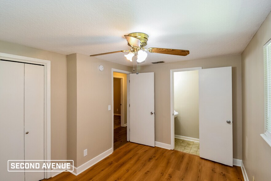 Building Photo - 5128 Bilken Dr E