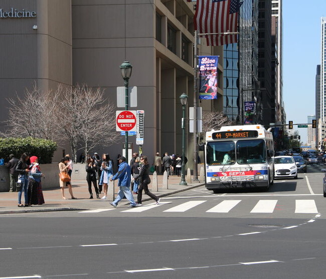 Septa 44 Bus - 2443 N 50th St