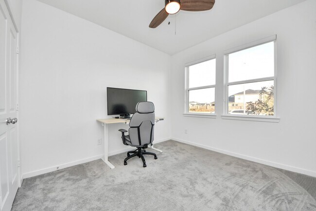 Building Photo - 21811 Tallulah River Dr