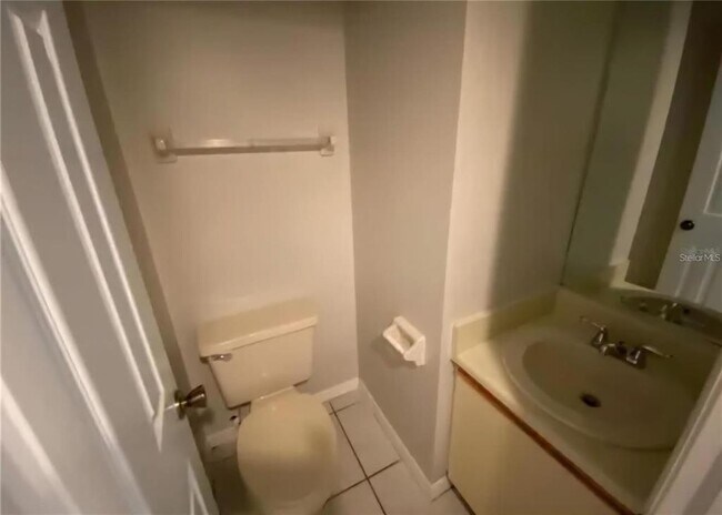 Building Photo - 7444 Woodburn Ct