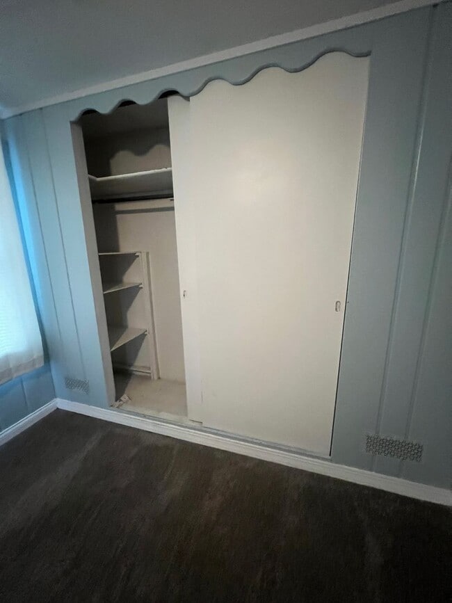 Building Photo - 2BR 1BA House for Rent