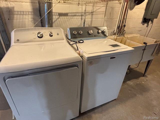 Building Photo - 4259 Wendell Rd