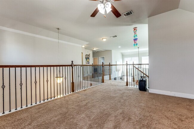 Building Photo - 8609 McCutchins Dr