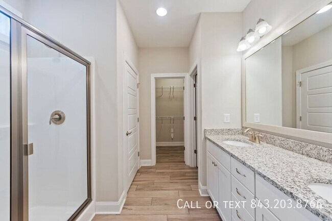 Building Photo - 336 Scottsdale Ct