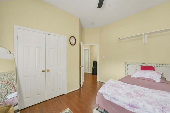 Building Photo - 22554 Bristolwood Ct