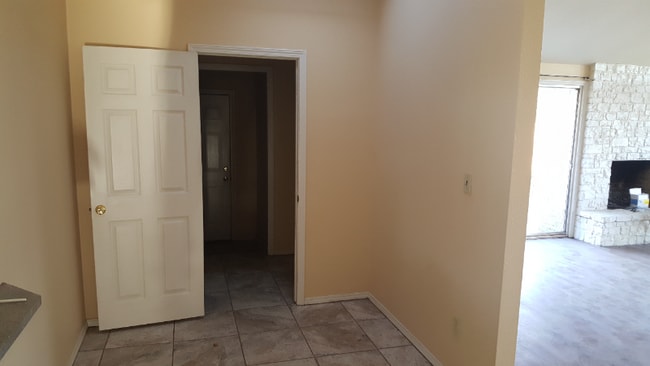 Building Photo - 306 Ridgecrest Dr